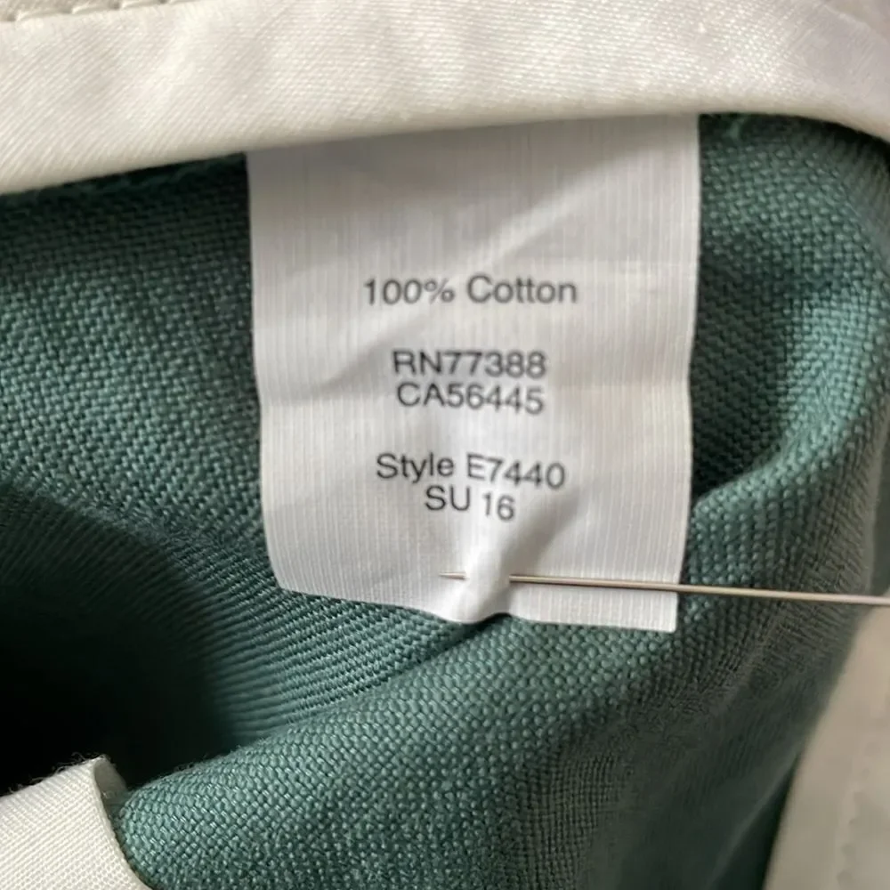 J. Crew The Sutton Green Chinos Sz 36/30 NWT